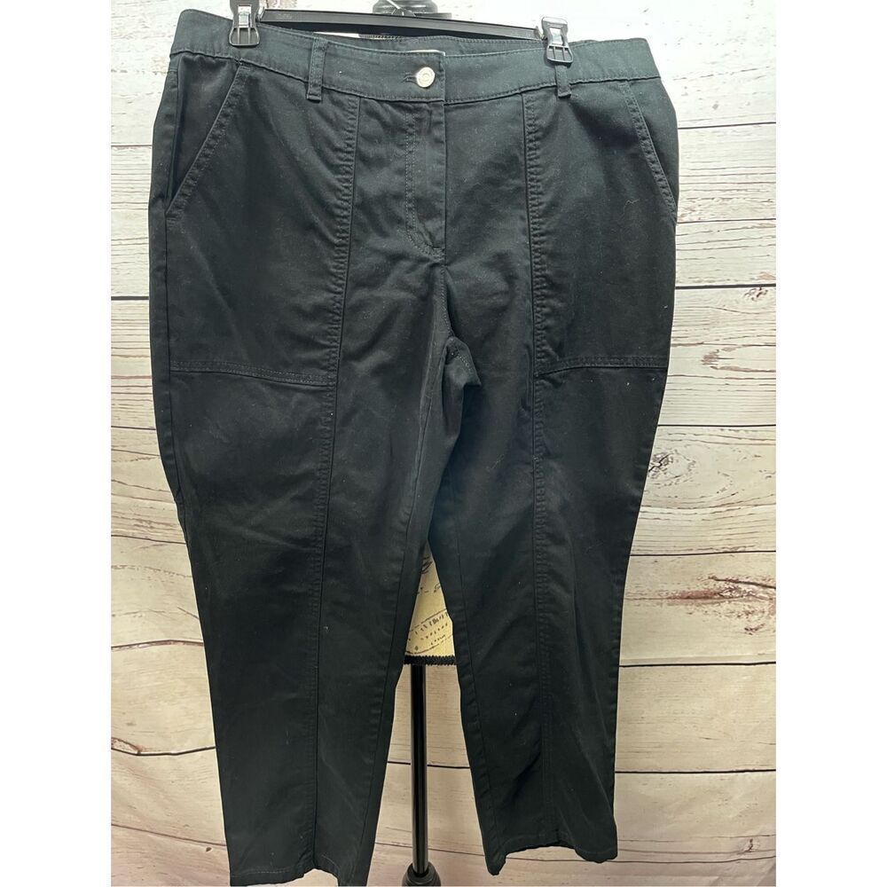 White House Black Market‎ size 12 black cropped pants - 2975